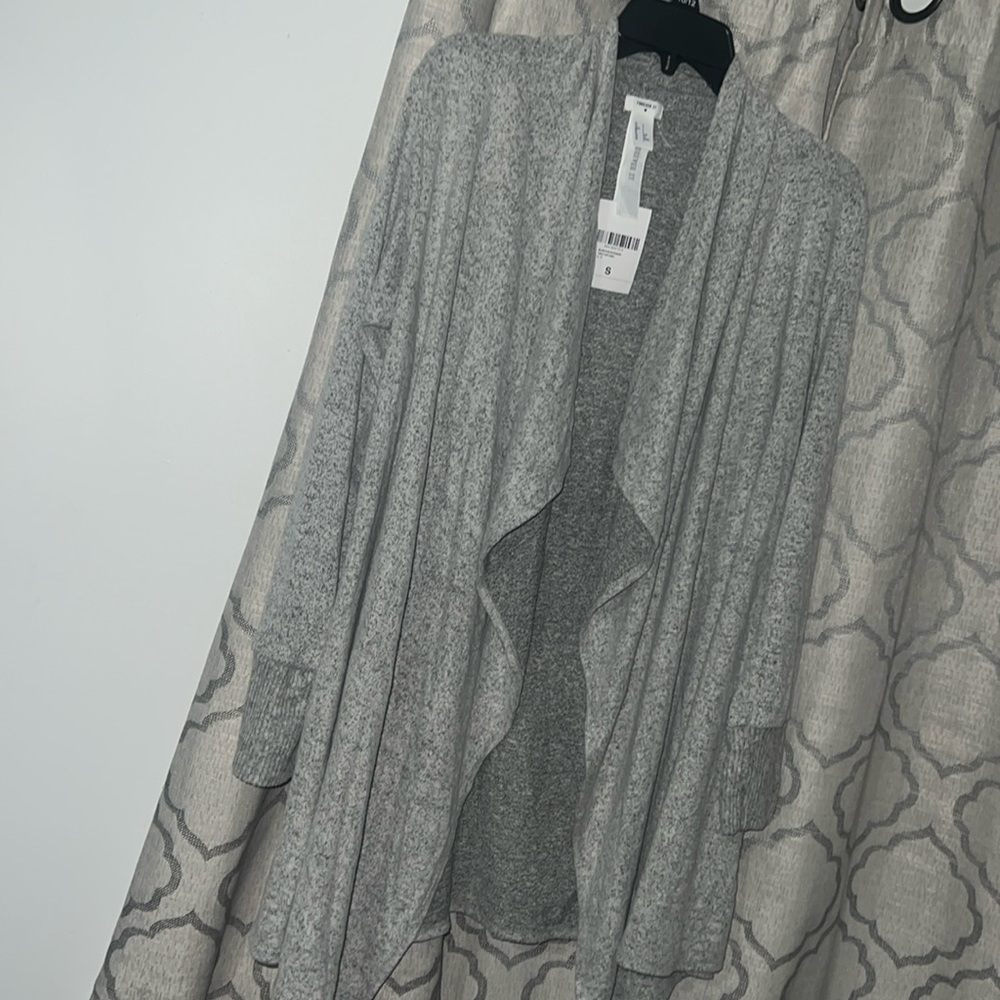 Forever 21 sleepwear/ robe small gray New robe sleepwear forever women's